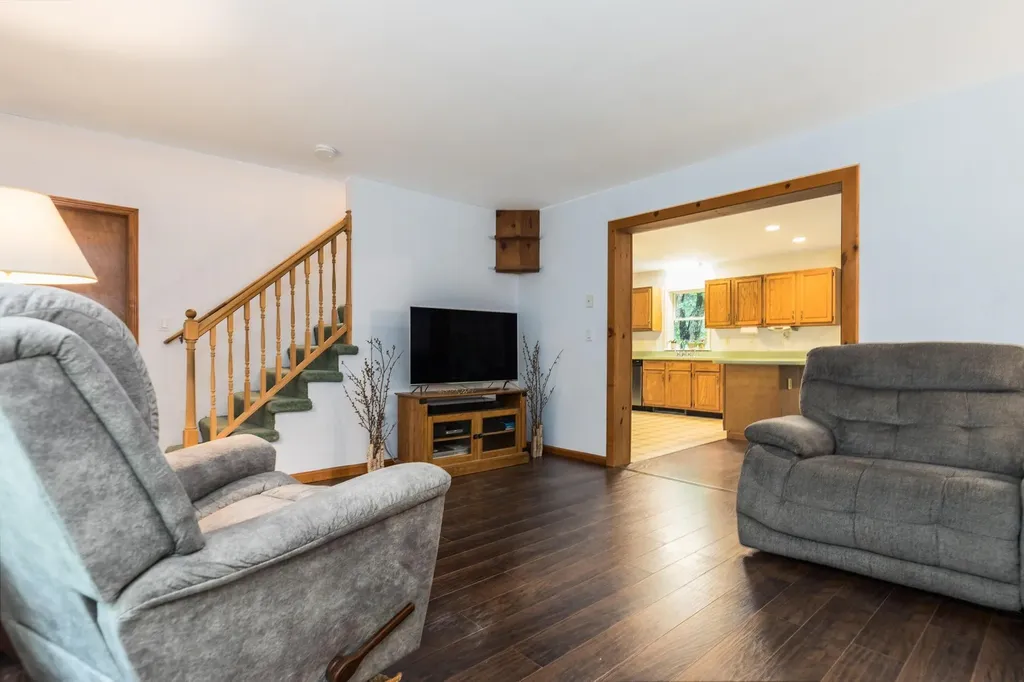 19 Glenn Hill Road Dover NH 03820