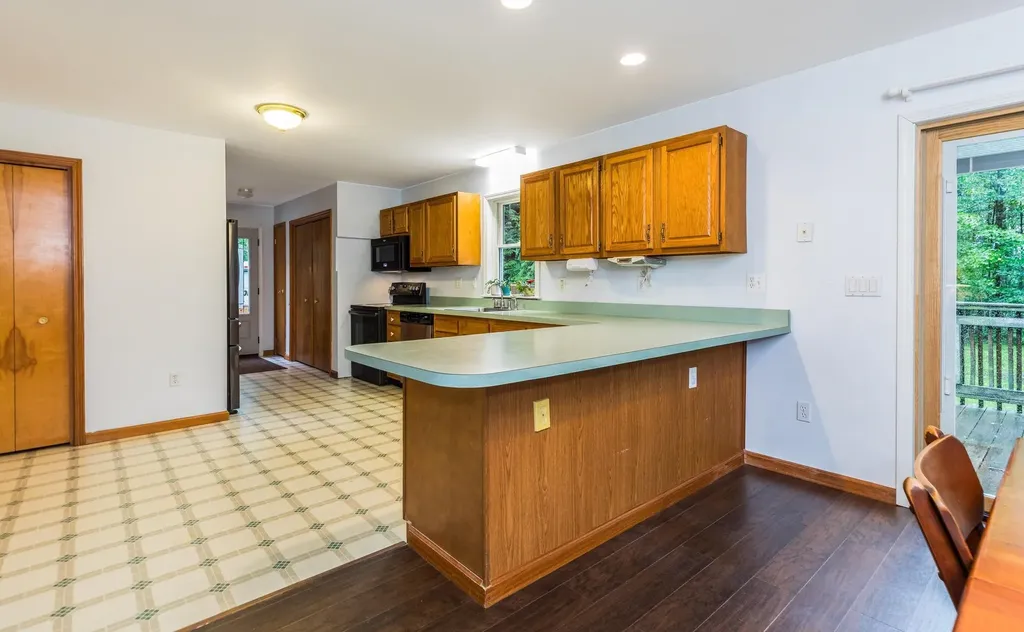 19 Glenn Hill Road Dover NH 03820