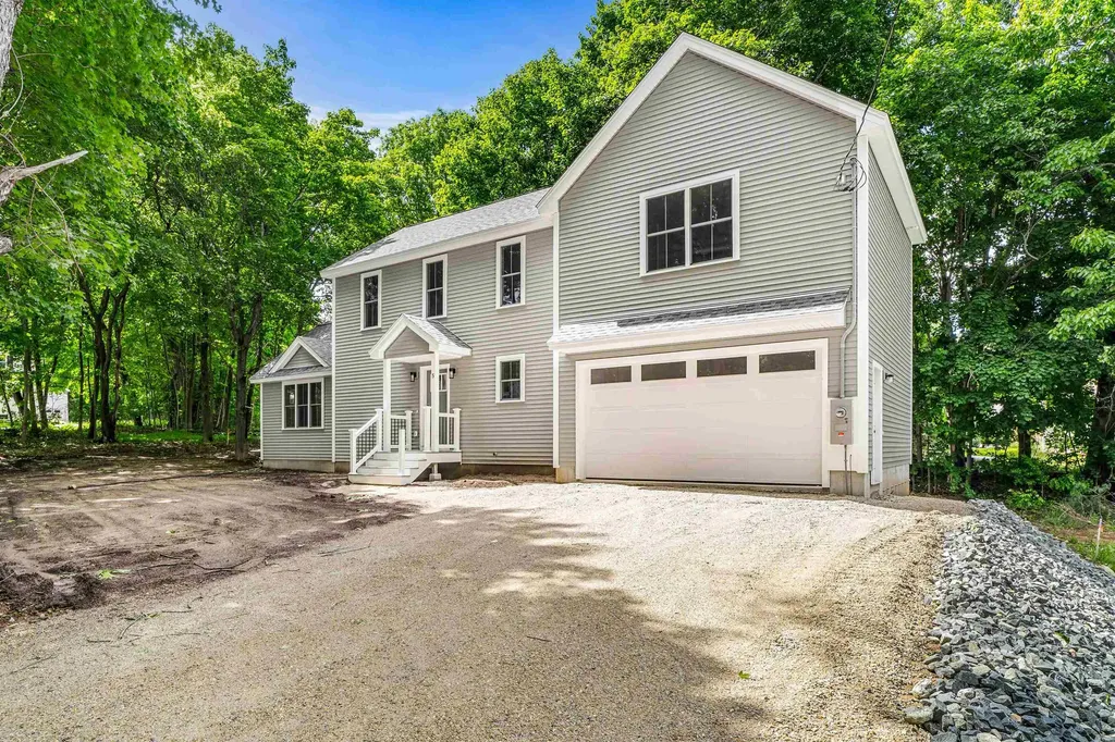 5 Daniel Street Somersworth NH 03878
