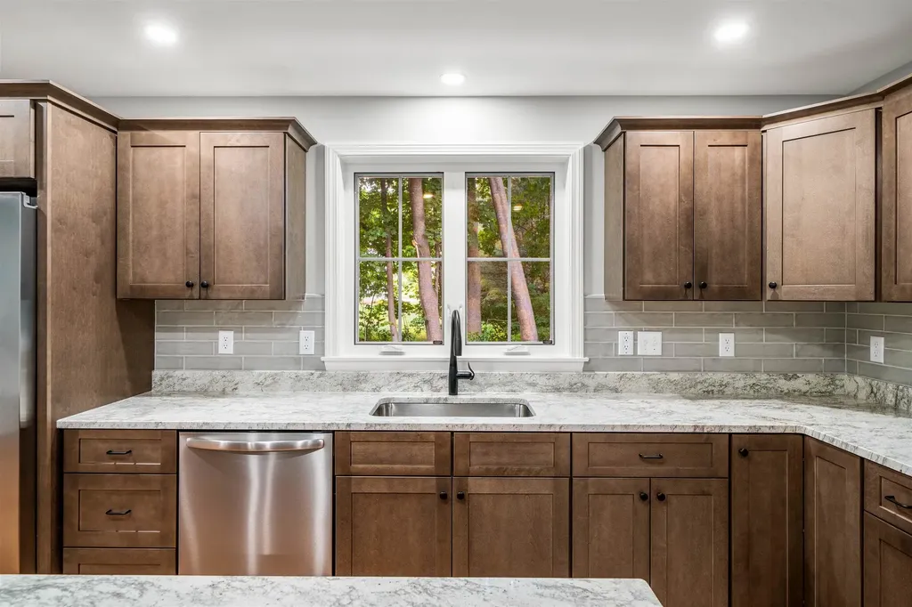 5 Daniel Street Somersworth NH 03878