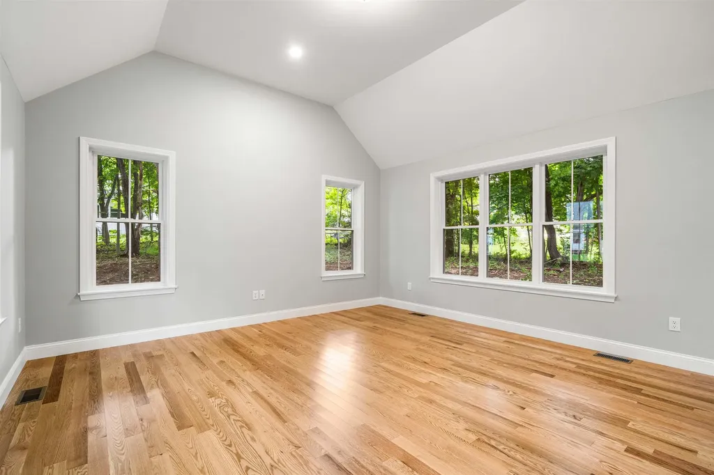 5 Daniel Street Somersworth NH 03878