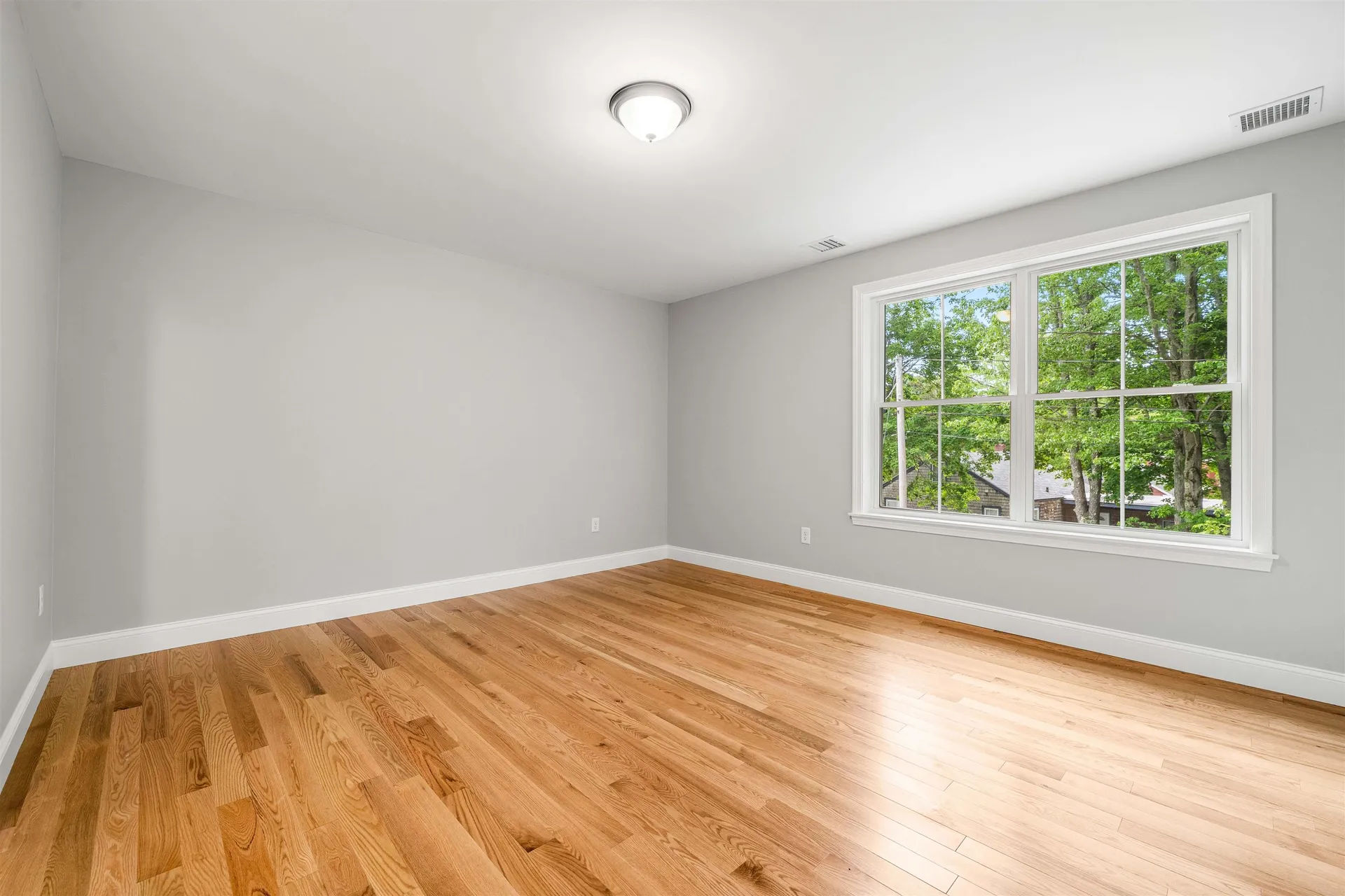 5 Daniel Street Somersworth NH 03878