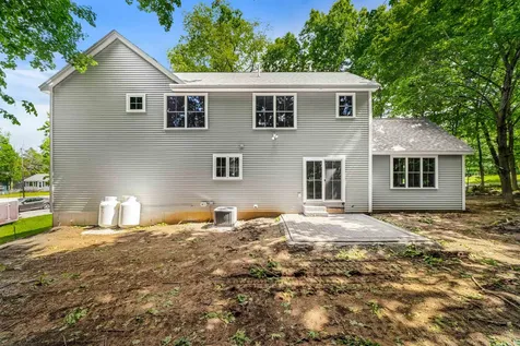 5 Daniel Street Somersworth NH 03878
