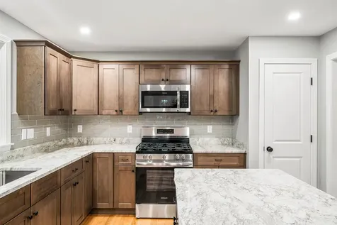 5 Daniel Street Somersworth NH 03878
