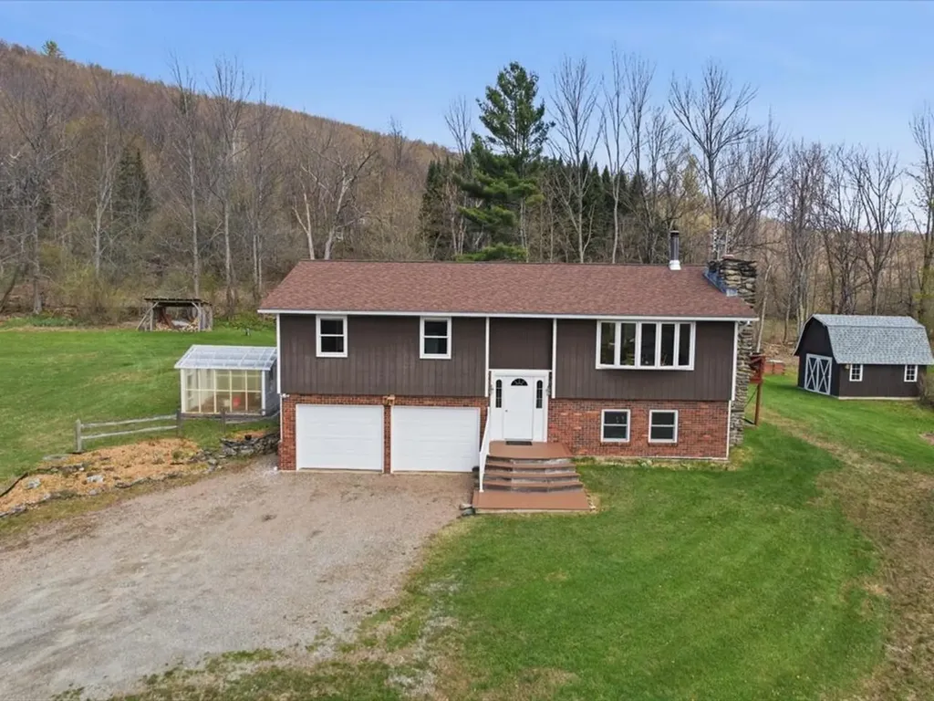 12 Briar Patch Lane Underhill VT 05489