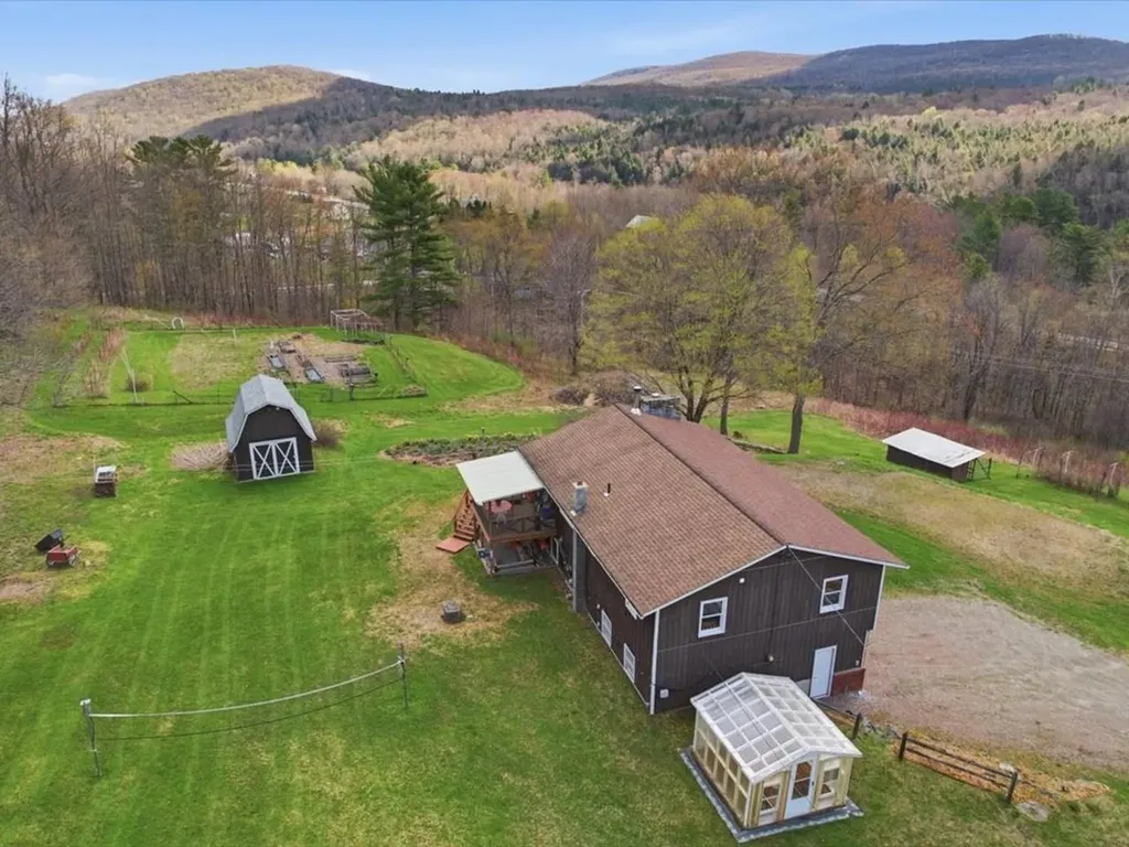 12 Briar Patch Lane Underhill VT 05489