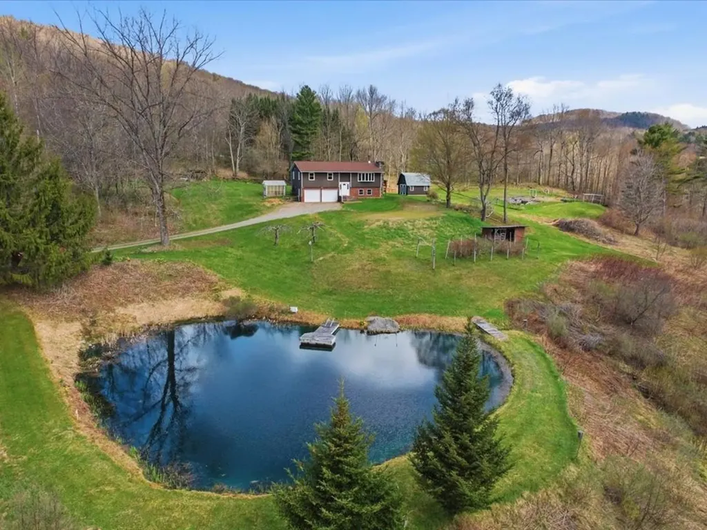 12 Briar Patch Lane Underhill VT 05489