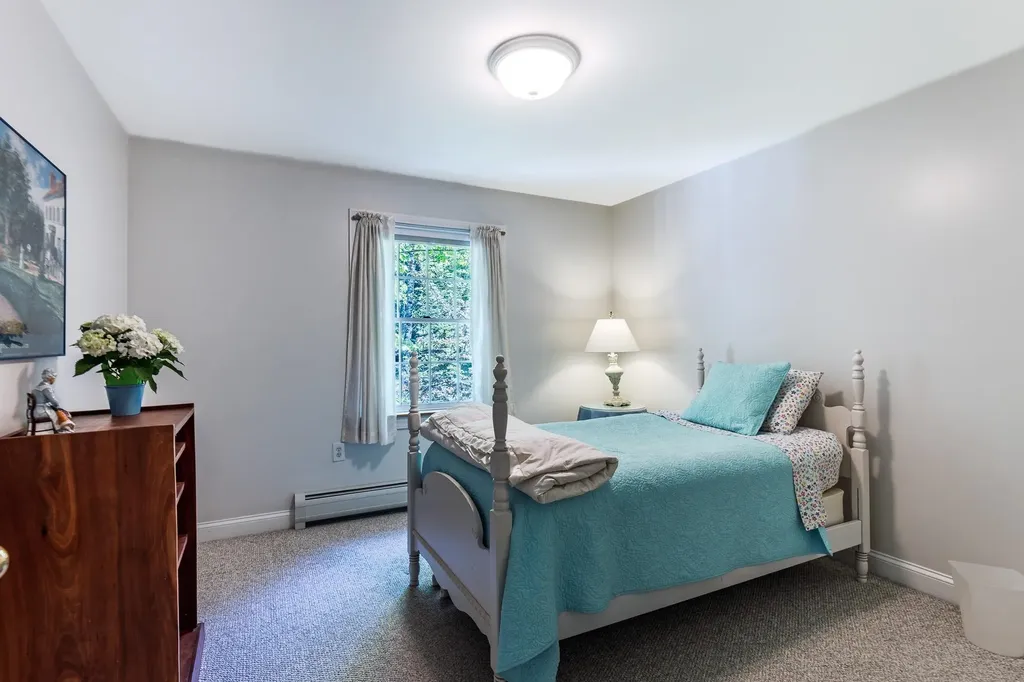 5 Grant Road Hanover NH 03755