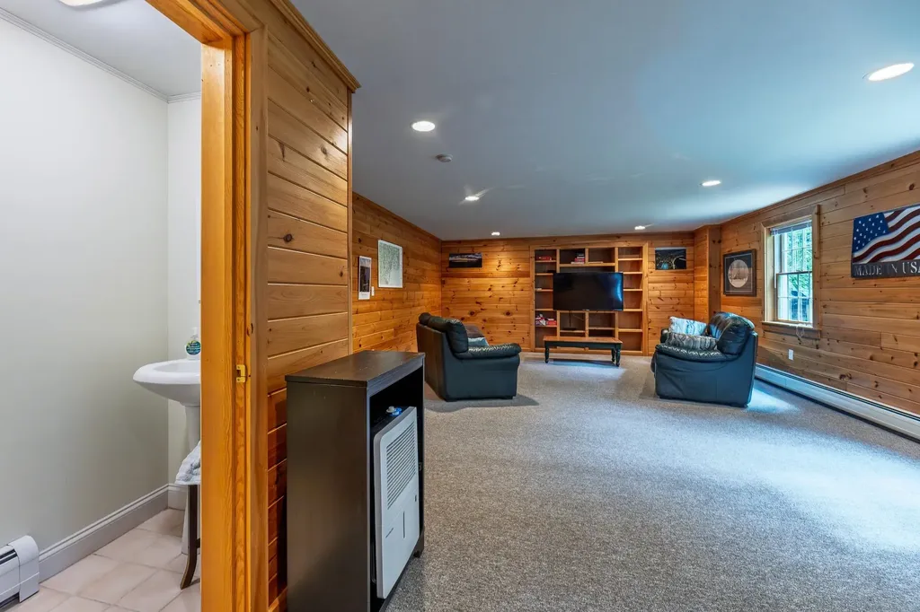 5 Grant Road Hanover NH 03755