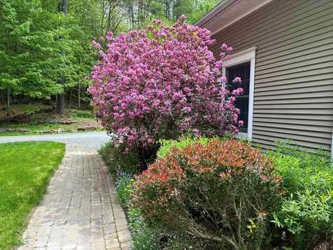 5 Grant Road Hanover NH 03755