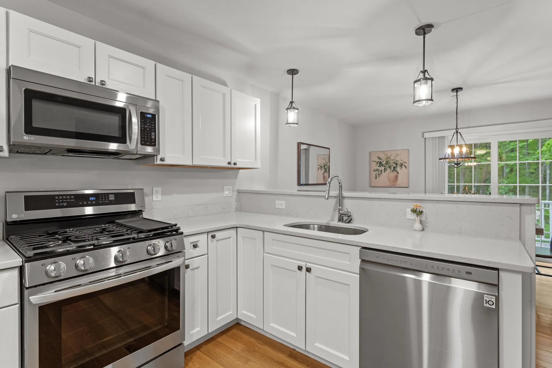 270 Knollwood Way Manchester NH 03102