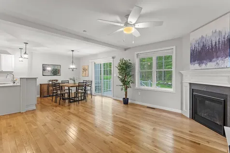 270 Knollwood Way Manchester NH 03102