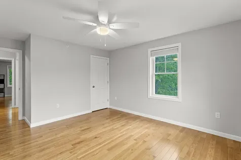 270 Knollwood Way Manchester NH 03102