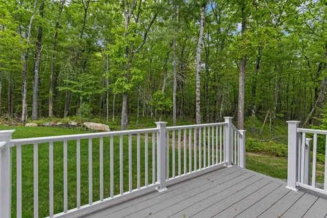 270 Knollwood Way Manchester NH 03102