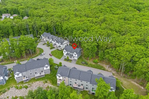 270 Knollwood Way Manchester NH 03102