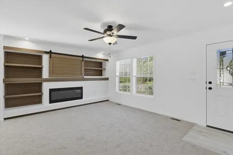 2 Wentworth Avenue Tilton NH 03276
