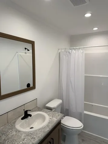 2 Wentworth Avenue Tilton NH 03276