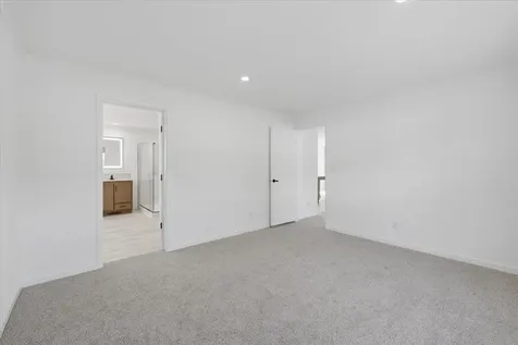 2 Wentworth Avenue Tilton NH 03276
