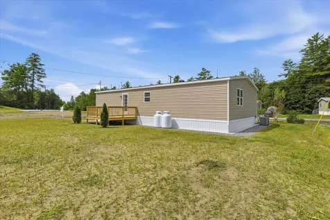 2 Wentworth Avenue Tilton NH 03276