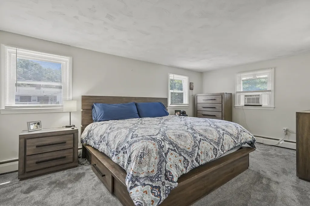 1 Tate Street Hudson NH 03051