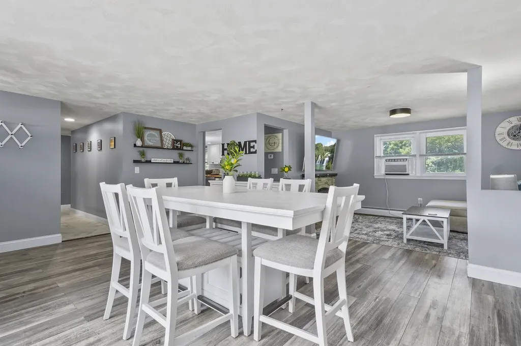1 Tate Street Hudson NH 03051