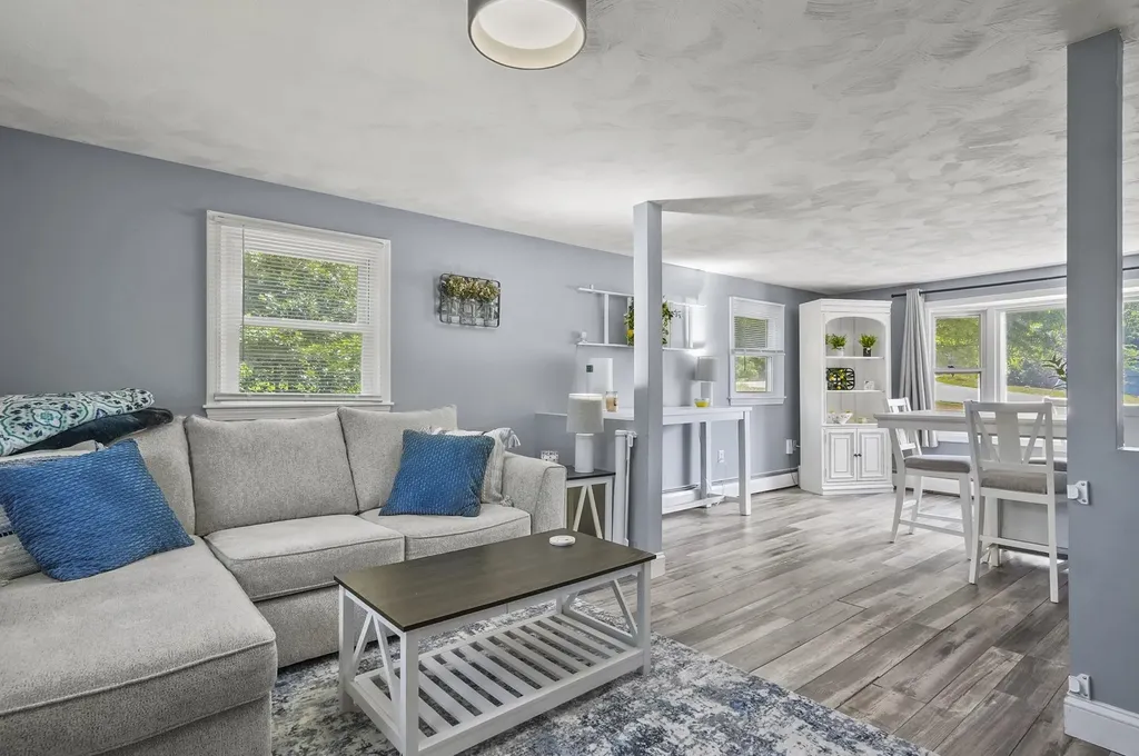 1 Tate Street Hudson NH 03051