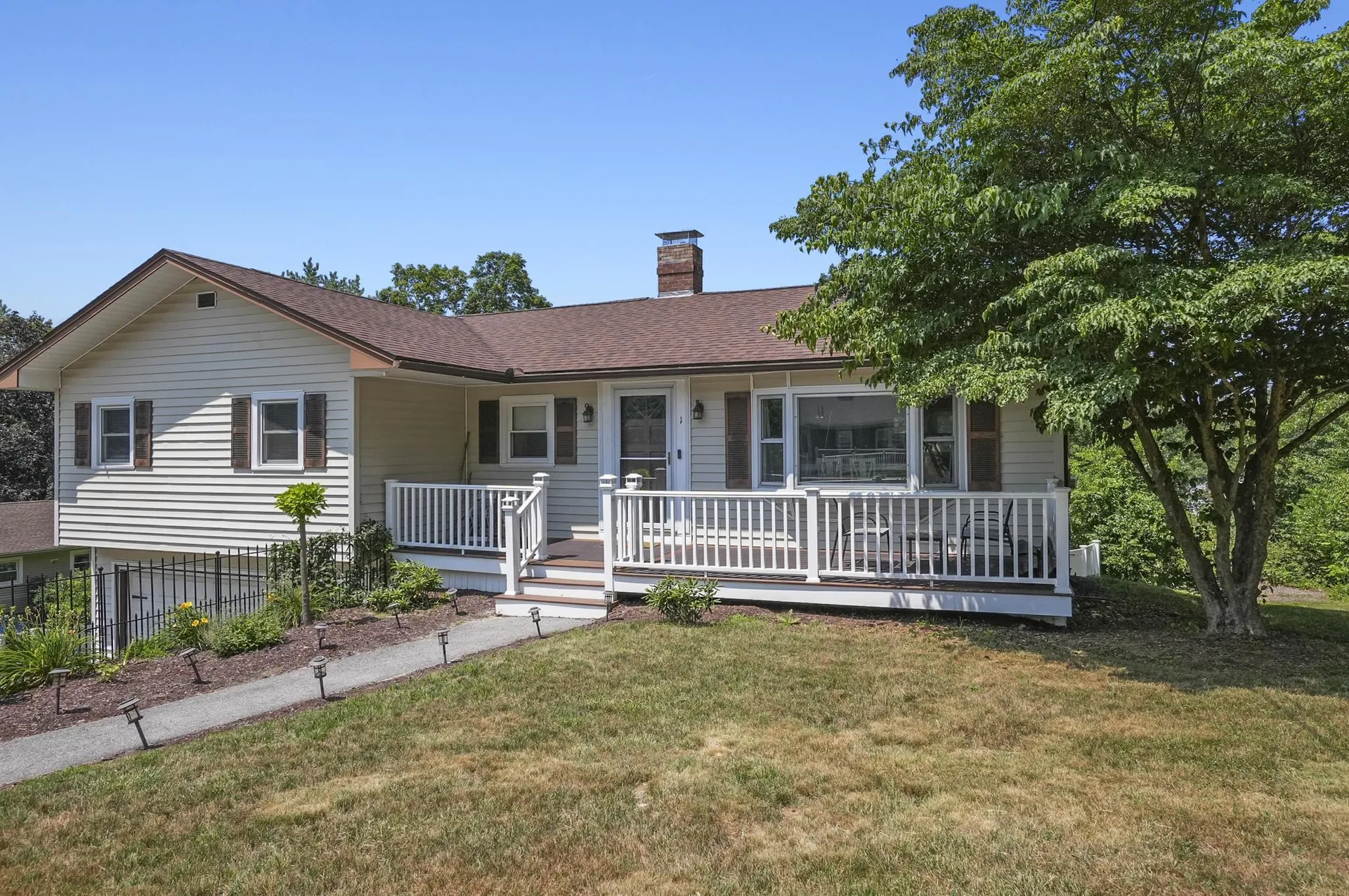 1 Tate Street Hudson NH 03051