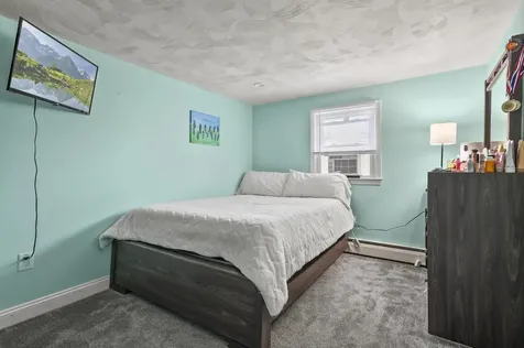 1 Tate Street Hudson NH 03051