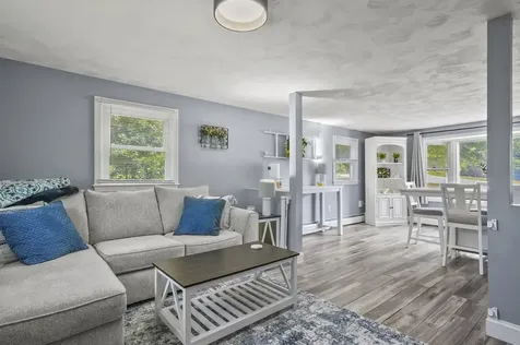 1 Tate Street Hudson NH 03051