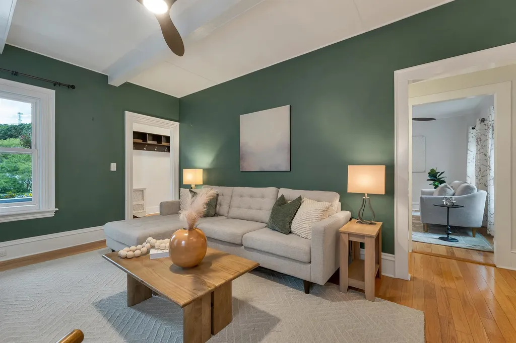 24 Chester Street Amesbury MA 01913