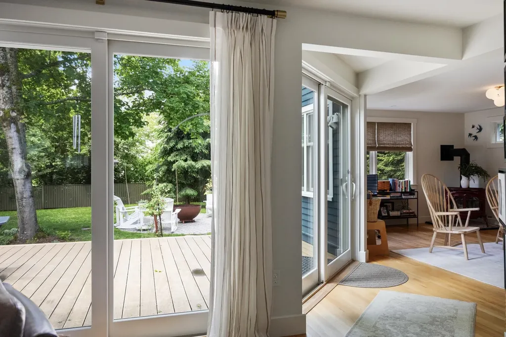 3 Lewin Road Hanover NH 03755
