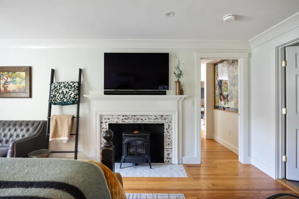 3 Lewin Road Hanover NH 03755