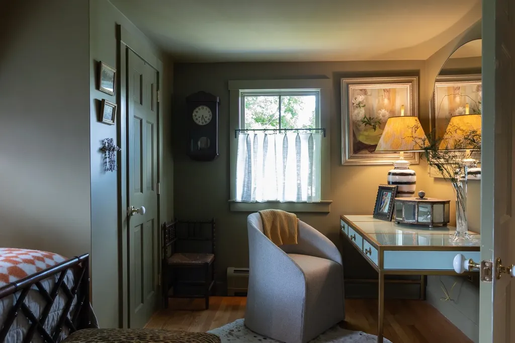 3 Lewin Road Hanover NH 03755
