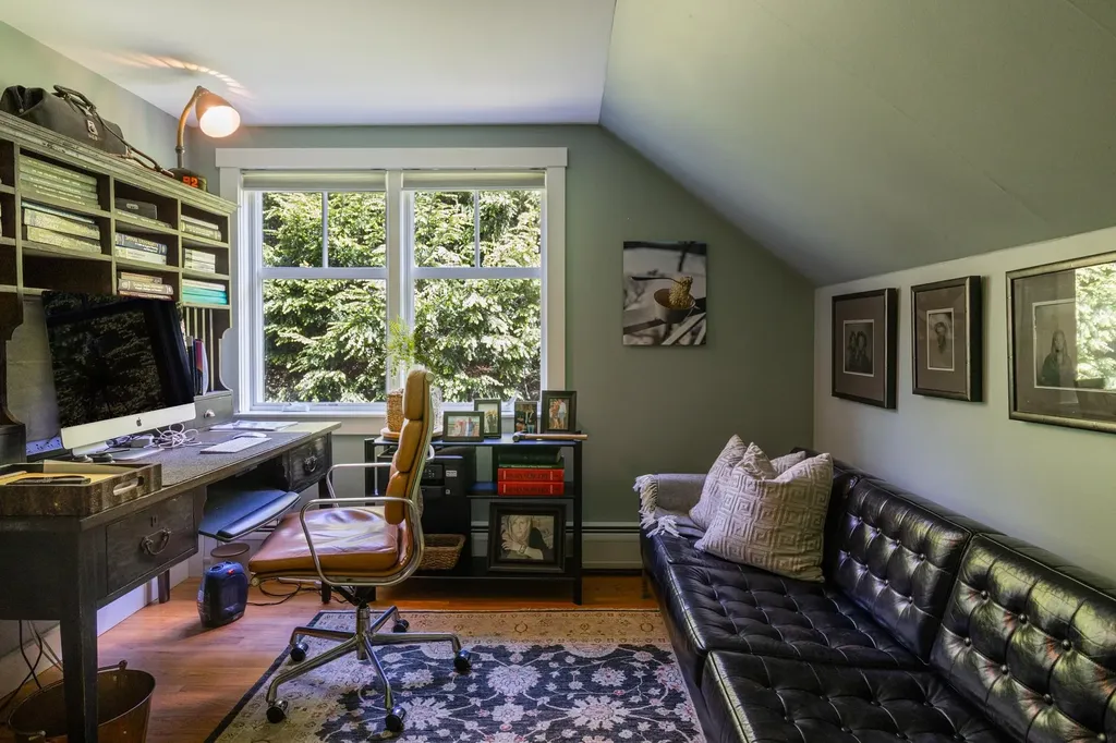 3 Lewin Road Hanover NH 03755