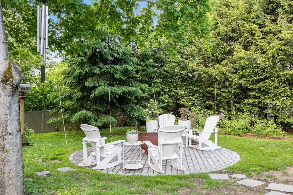 3 Lewin Road Hanover NH 03755