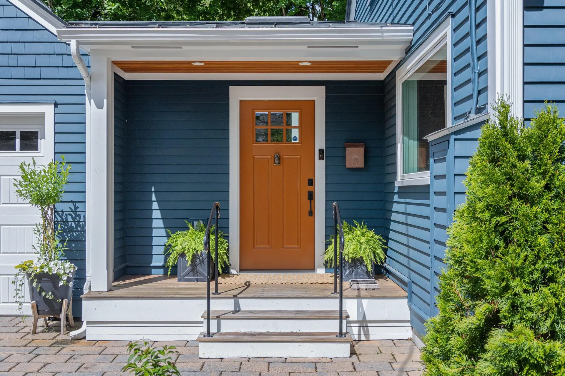 3 Lewin Road Hanover NH 03755