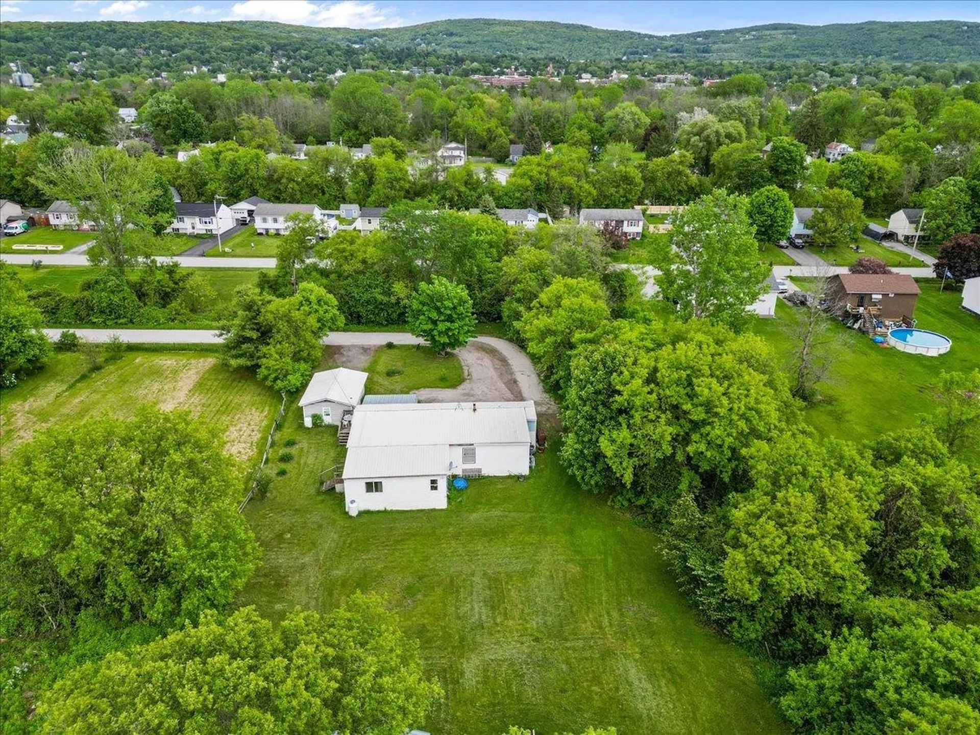 24 Pearl Ave Extension St. Albans Town VT 05478