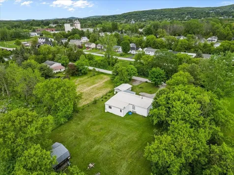 24 Pearl Ave Extension St. Albans Town VT 05478