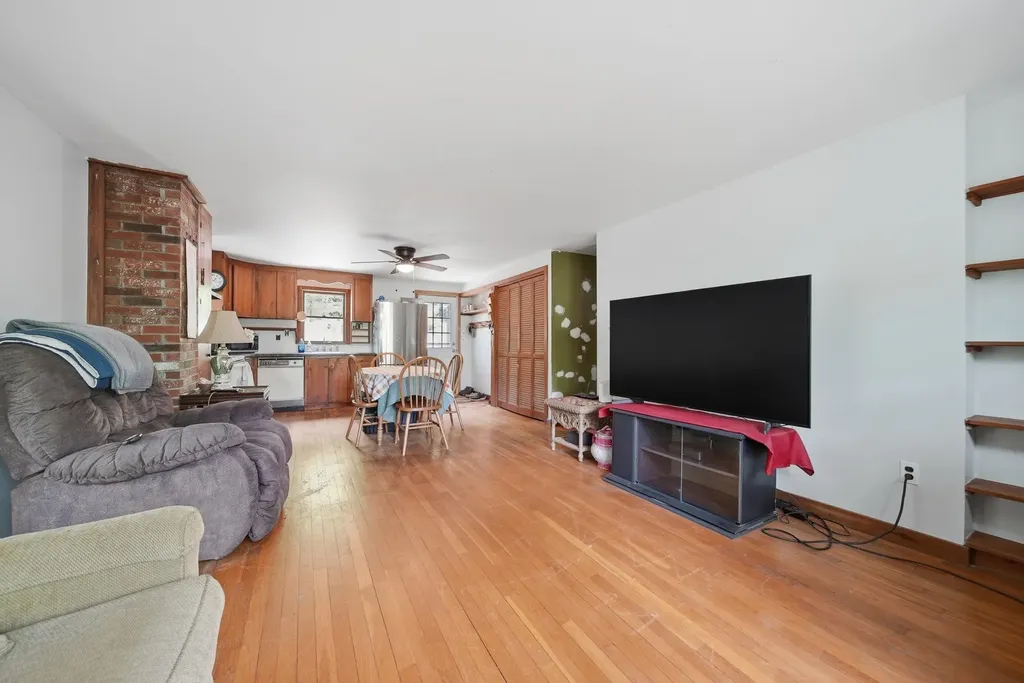 166 Cram Road Weare NH 03281