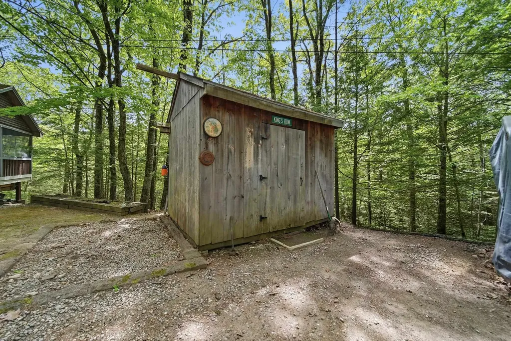 166 Cram Road Weare NH 03281