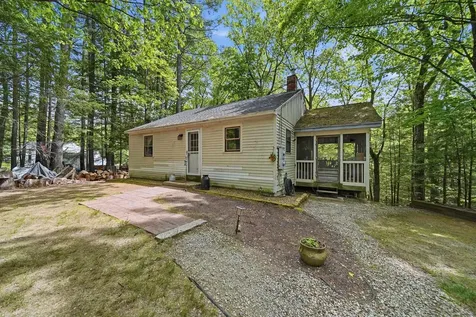 166 Cram Road Weare NH 03281