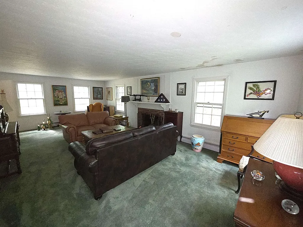 62 Boston Post Road Amherst NH 03031