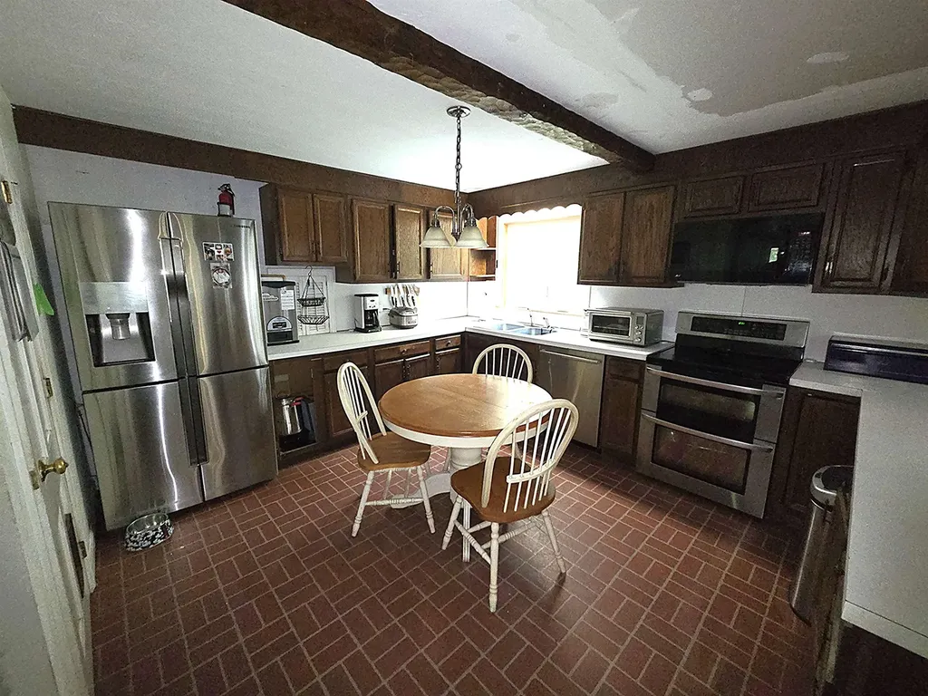 62 Boston Post Road Amherst NH 03031