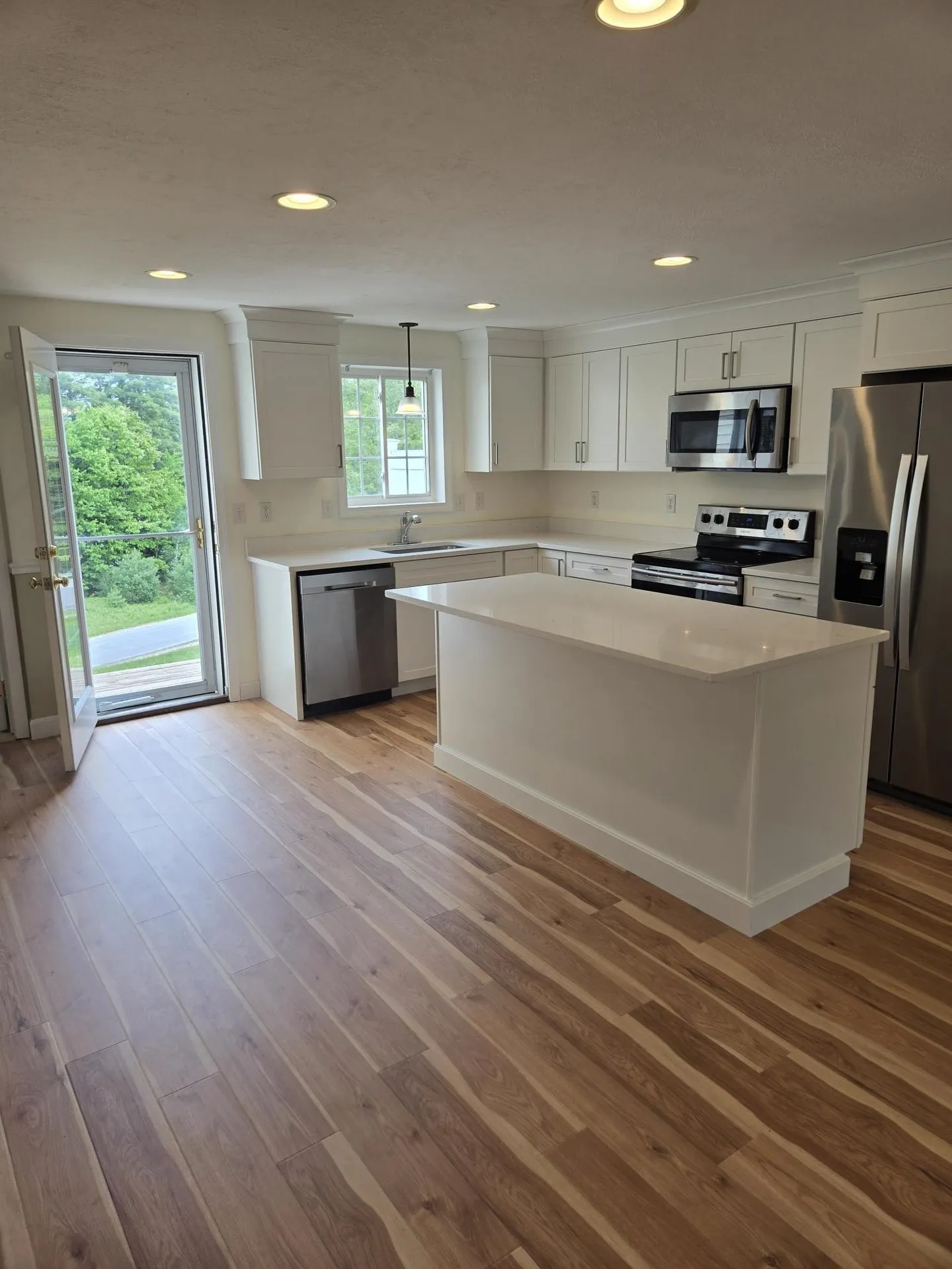 28 Owens Drive Swanzey NH 03446