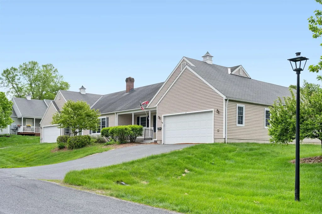 19 Wildersburg Common Barre Town VT 05641