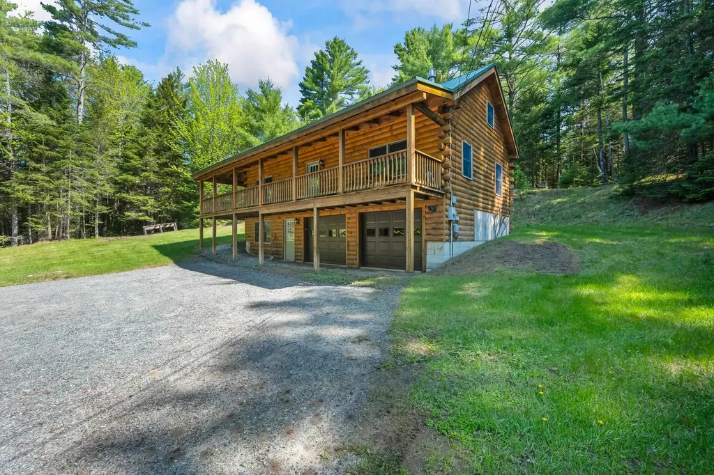 81 Pine Valley Road Bethlehem NH 03574