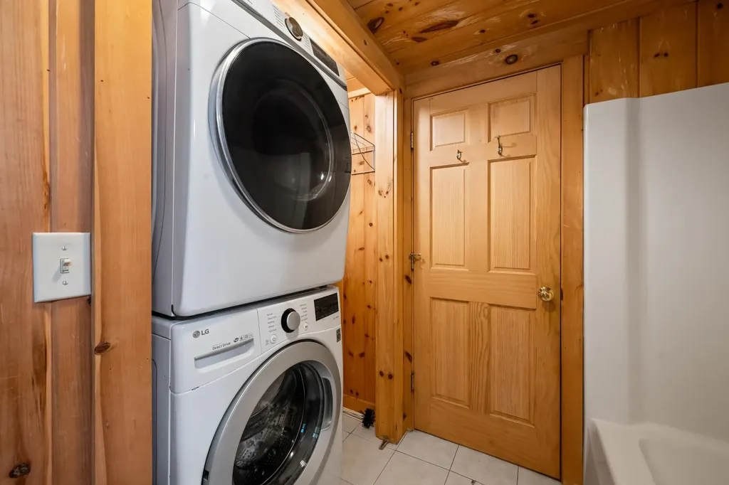 81 Pine Valley Road Bethlehem NH 03574