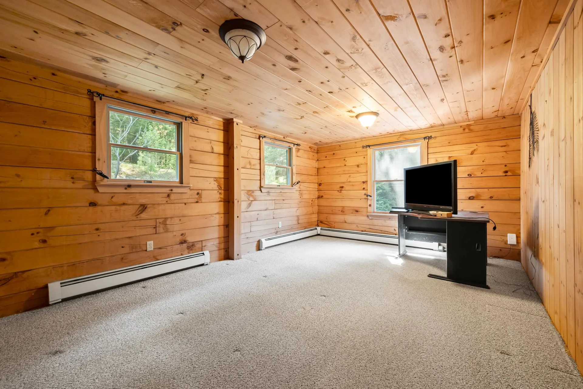 81 Pine Valley Road Bethlehem NH 03574