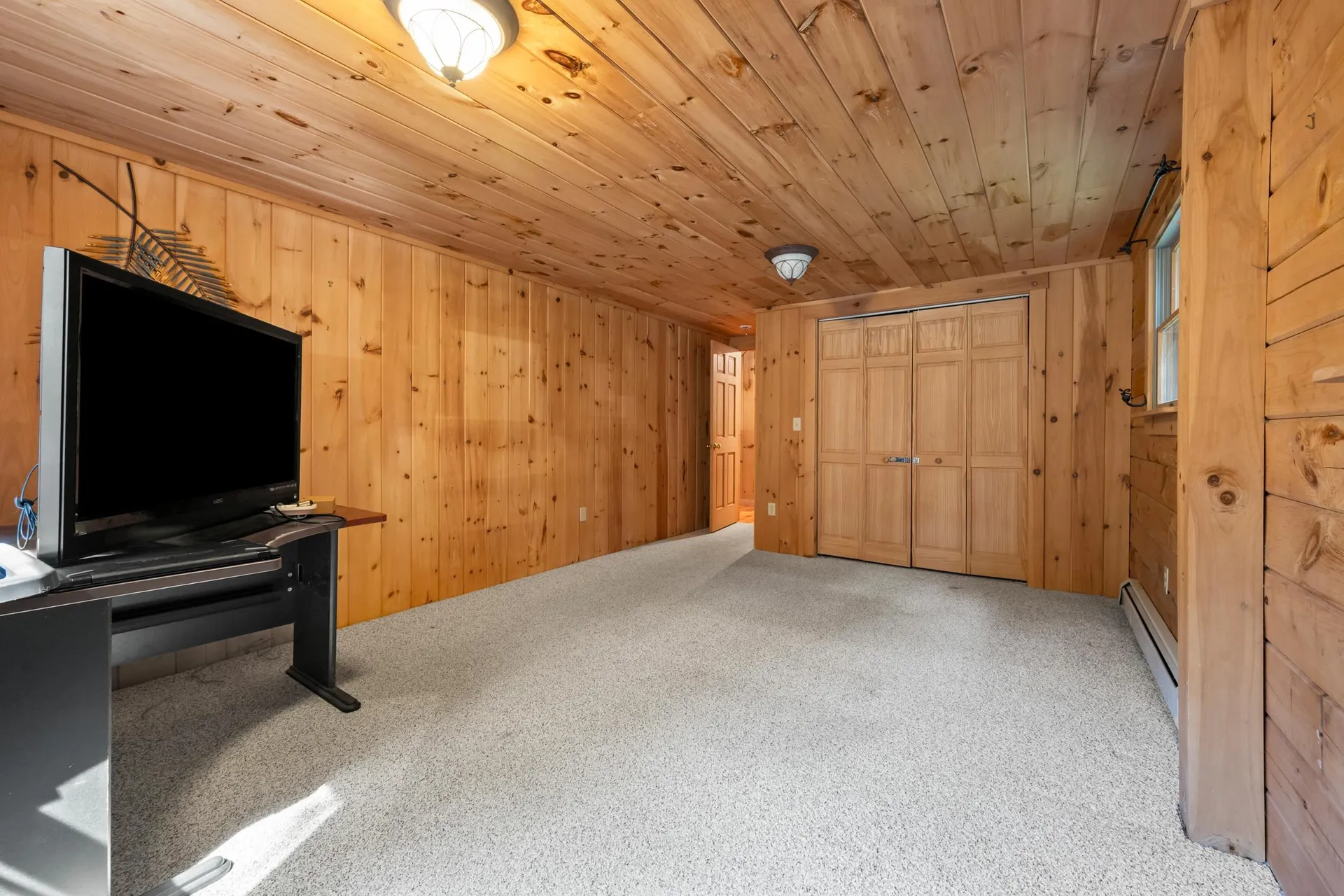 81 Pine Valley Road Bethlehem NH 03574