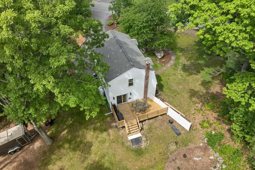 40 Sheldon Road Derry NH 03038